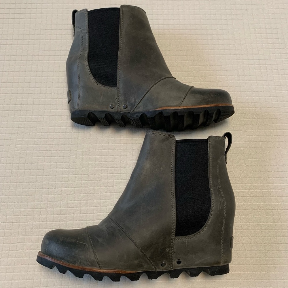 Sorel deep grey wedge boots - Picture 7 of 15